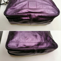Longchamp Umhängetasche aus Lackleder in Violett