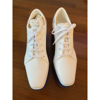 Stella McCartney Chaussures à lacets en Blanc