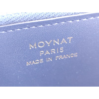 Moynat Täschchen/Portemonnaie aus Leder in Blau