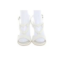 Moschino Love Sandalen aus Leder in Weiß