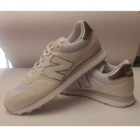New Balance Trainers in White