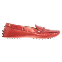 Tod's Slipper/Ballerinas aus Lackleder in Rot