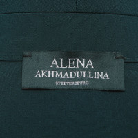 Alena Akhmadullina Oberteil aus Seide in Grün