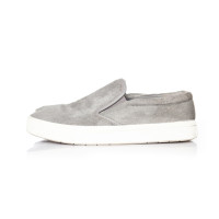 Vince Trainers in Grey