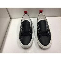 Superga Sneakers aus Leder in Schwarz