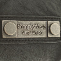 Vera Wang clutch made of leather