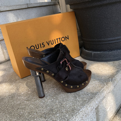 Louis Vuitton Pumps/Peeptoes en Marron