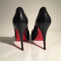 Christian Louboutin Pumps/Peeptoes aus Leder in Schwarz