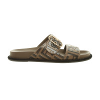 Fendi Sandals Leather in Brown