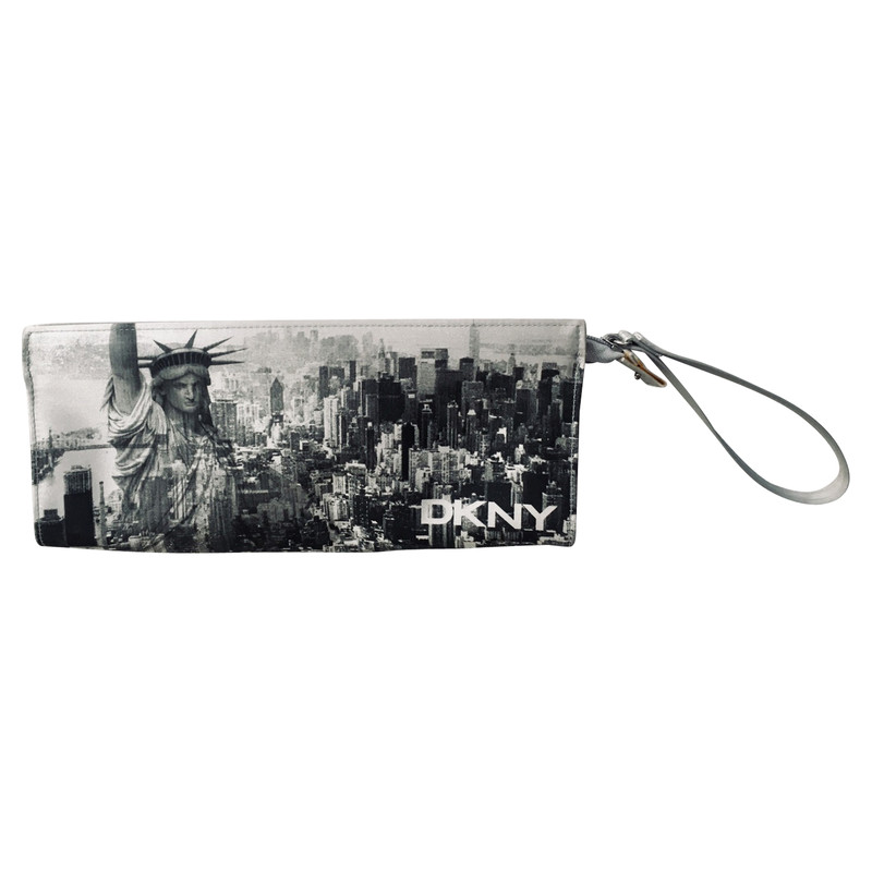 dkny black clutch bag