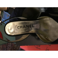 Chanel Pumps/Peeptoes en Soie en Noir