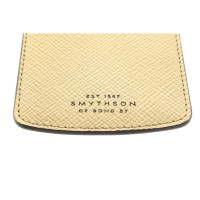 Smythson Täschchen/Portemonnaie aus Leder in Gold