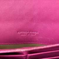Bottega Veneta Sac à main/Portefeuille en Cuir en Rose/pink