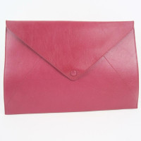 Delvaux Clutch aus Leder in Rot