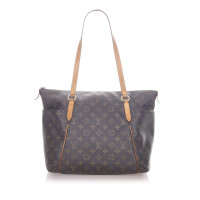 Louis Vuitton Totally aus Canvas in Braun