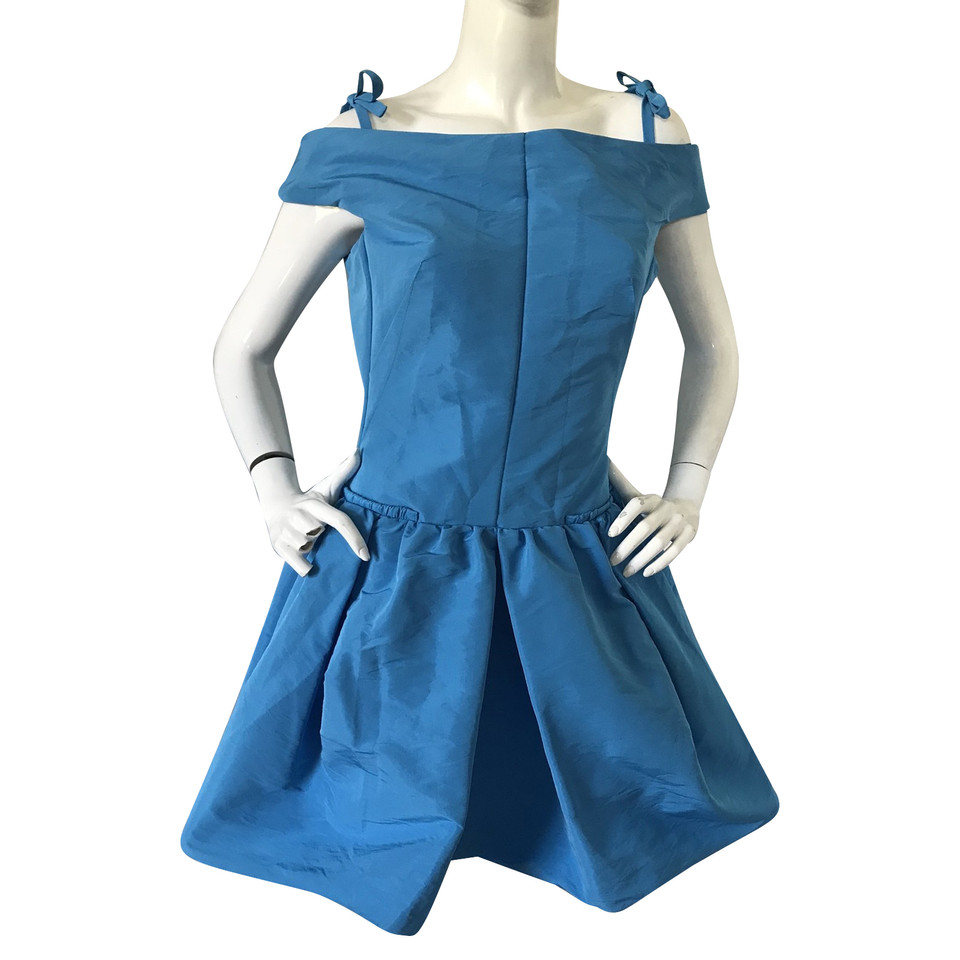 Carven Kleid aus Seide in Blau