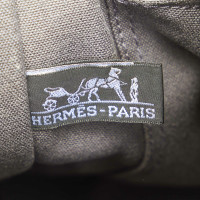 Hermès Fourre Tout Bag aus Canvas in Grau