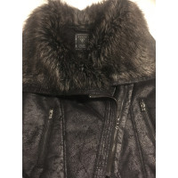 Guess Giacca/Cappotto in Nero