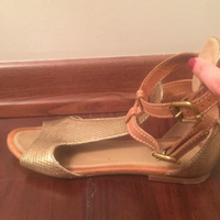 Chloé Sandalen aus Leder in Gold