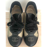 Chanel Chaussures de sport en Cuir