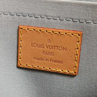 Louis Vuitton Rosewood Avenue aus Lackleder in Weiß