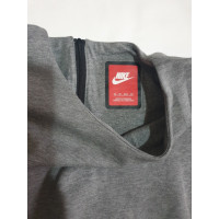 Nike Oberteil in Grau