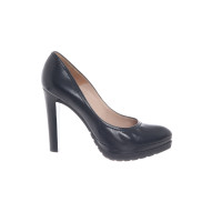 Pura Lopez Pumps/Peeptoes in Schwarz