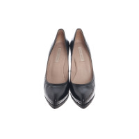 Pura Lopez Pumps/Peeptoes in Schwarz