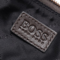 Hugo Boss Clutch aus Leder in Braun