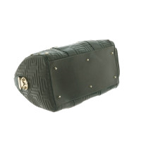 Versace Handtasche aus Leder in Braun