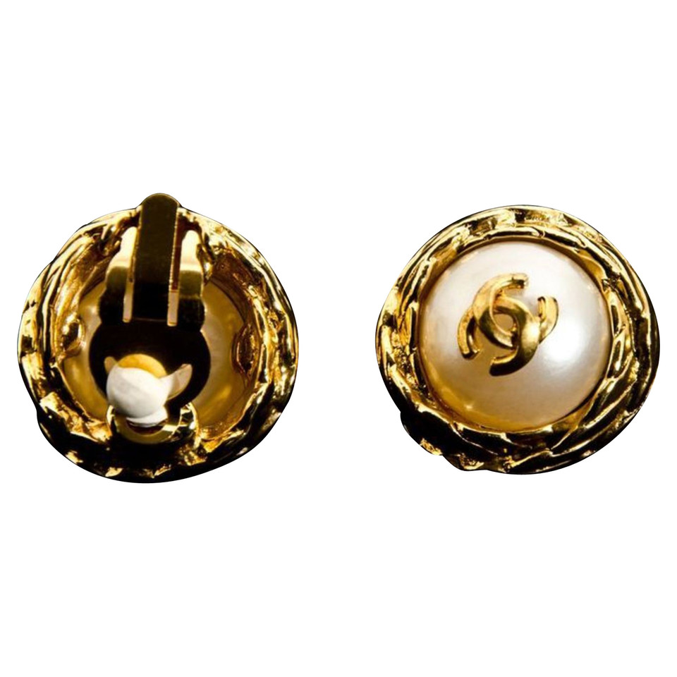 Chanel Vintage "Mania logo" clip orecchio