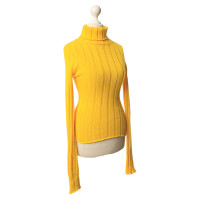 D&G Pullover in bright yellow