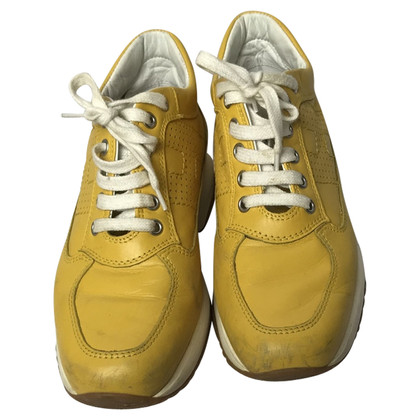 Hogan Sneakers aus Leder in Gelb