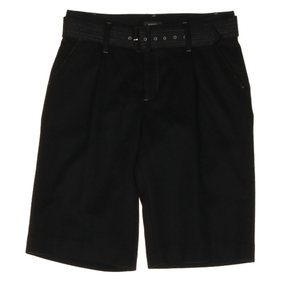 Steffen Schraut Shorts in Black