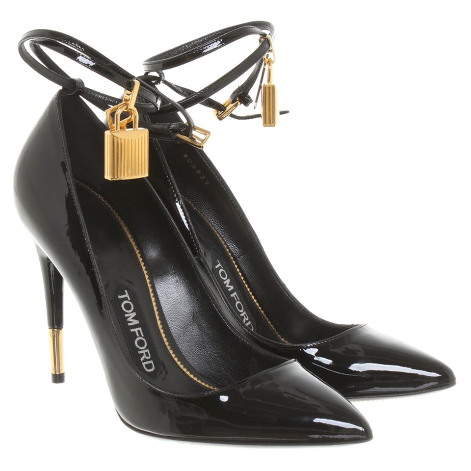 Tom Ford pumps patent leather