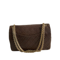 Chanel Flap Bag aus Leder in Braun