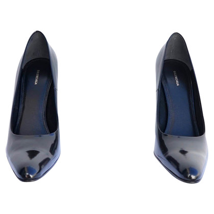 Balenciaga Pumps/Peeptoes Leer in Zwart