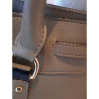 Ralph Lauren Shoulder bag Leather in Beige