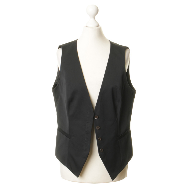 Hugo Boss Vest in black