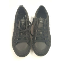 Adidas Sneakers aus Leder in Schwarz