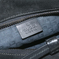 Gucci Handtasche aus Wildleder in Schwarz