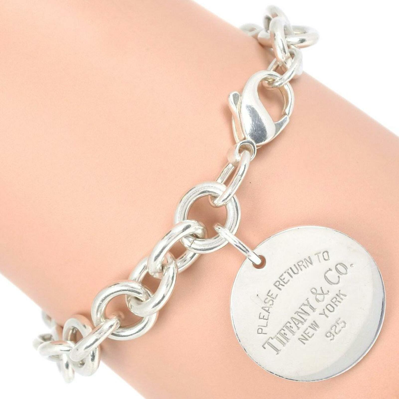 Tiffany & Co. Bracelet/Wristband Silver in Silvery - Second Hand Tiffany &  Co. Bracelet/Wristband Silver in Silvery gebraucht kaufen für 275€ (6333091)