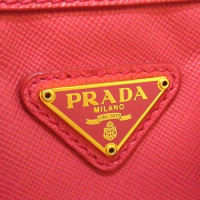 Prada Handbag Leather in Pink