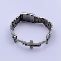 Fendi Armbanduhr aus Stahl in Silbern