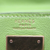 Hermès Kelly Bag 32 aus Leder in Grün