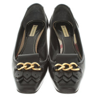 Burberry pumps made of leather