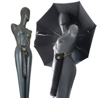 Chanel Sac à parapluie et à bandoulière