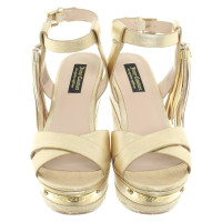Juicy Couture Wedges in gold