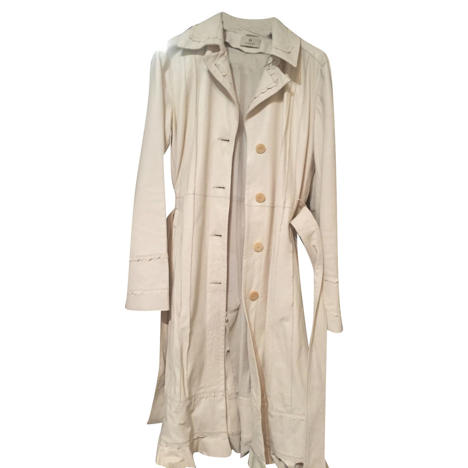 Aigner Giacca/Cappotto in Pelle in Bianco
