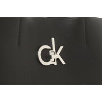 Calvin Klein Shopper in Black